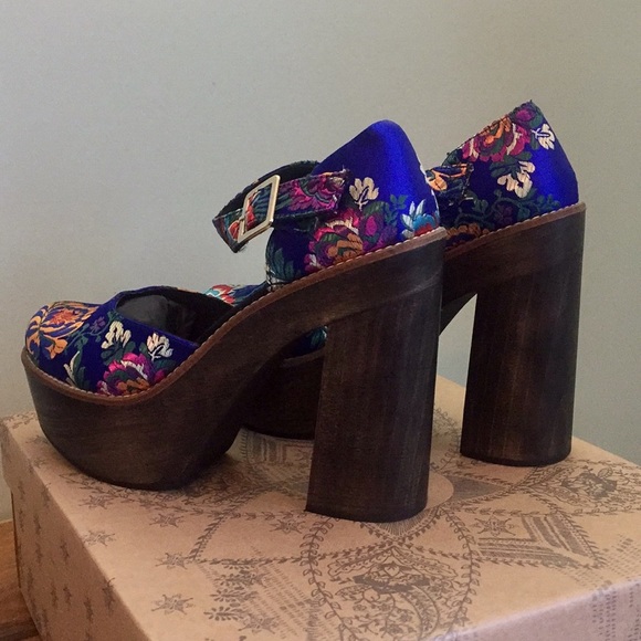 Free People Starlet Platform Sandal - Picture 2 of 6